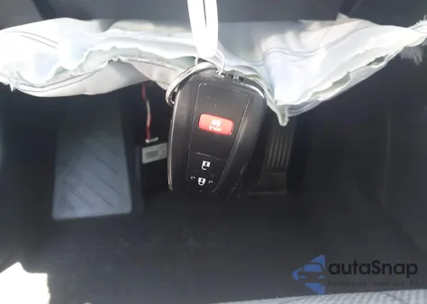 2021 Toyota Rav4 Xle z USA, uszkodzony, nr VIN 2T3W1RFVXMC091926